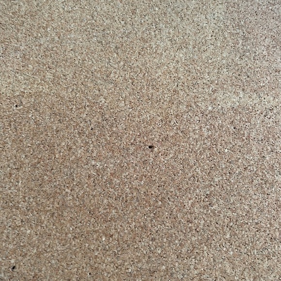 Small wall hanging bulletin board - Picture 16 of 16